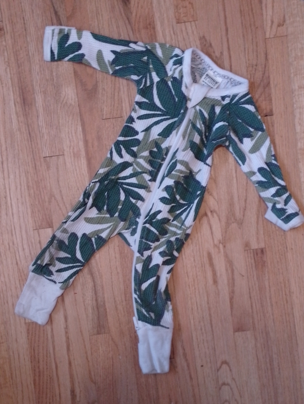 Bonds Re-loved Baby Jumper PJ's Leaf Print 🌿